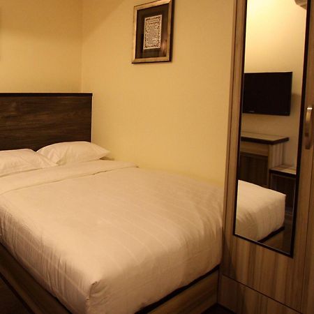 Shamrock Guest House Ipoh Chambre photo